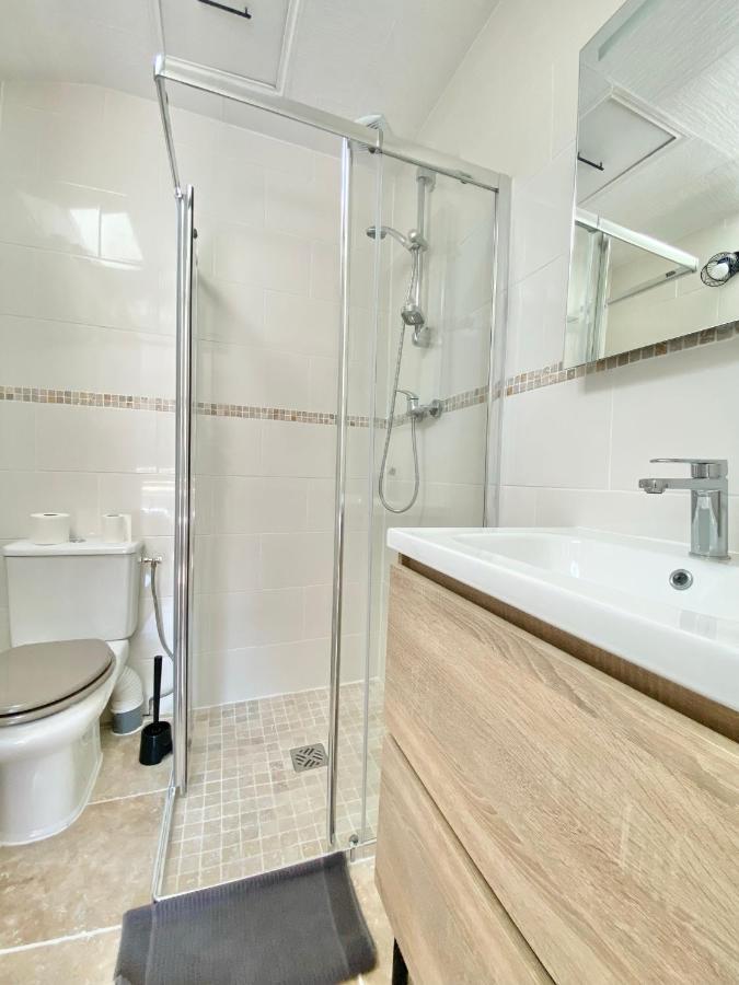Apartament Le St Marc - Theatre De Cornouaille - Wifi - Parking Prive - Entree Autonome Quimper Zewnętrze zdjęcie