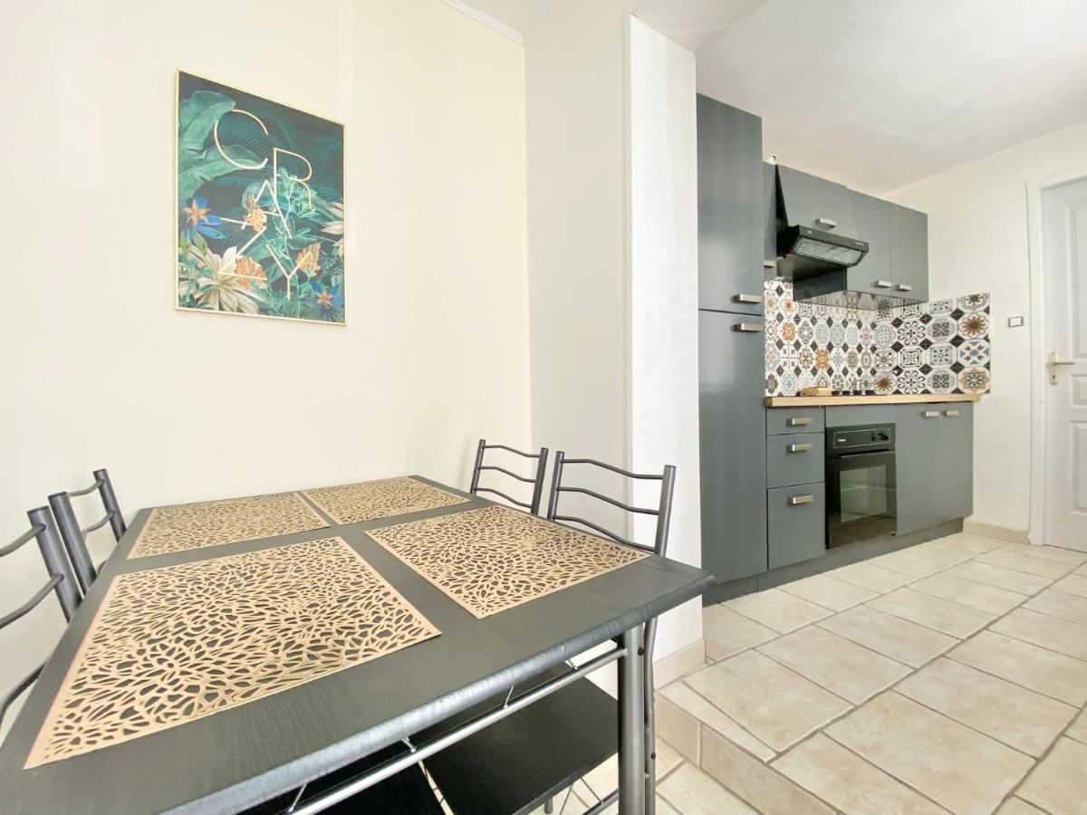 Apartament Le St Marc - Theatre De Cornouaille - Wifi - Parking Prive - Entree Autonome Quimper Zewnętrze zdjęcie